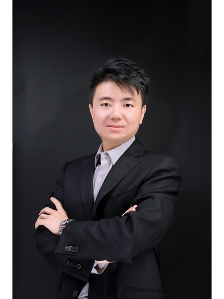 Lucas Wang