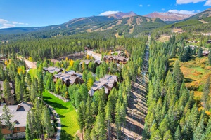 BRECKENRIDGE, COLORADO SKI-IN/SKI-OUT AND SUMMER RETREAT