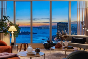 Luxurious 3 Bedroom South Street Seaport