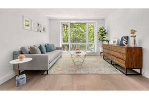 Luxury One Bedroom with Washer Dryer in unit in the Heart of Greenpoint!