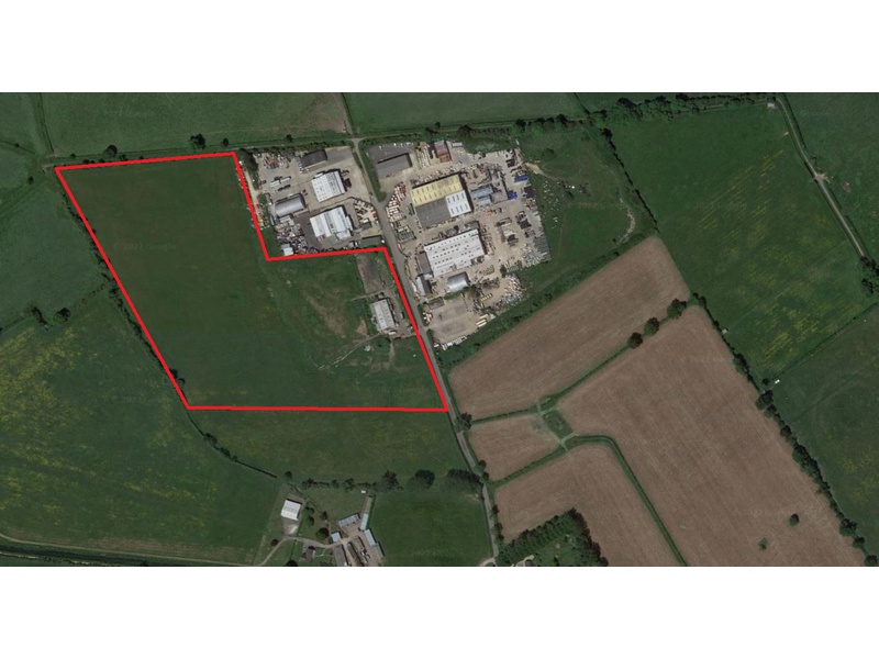 College Rd N, Aston Clinton, Buckinghamshire, HP22 5EZ for sale, Land