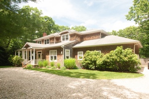 Newly Renovated East Hampton Rental Available July - LD