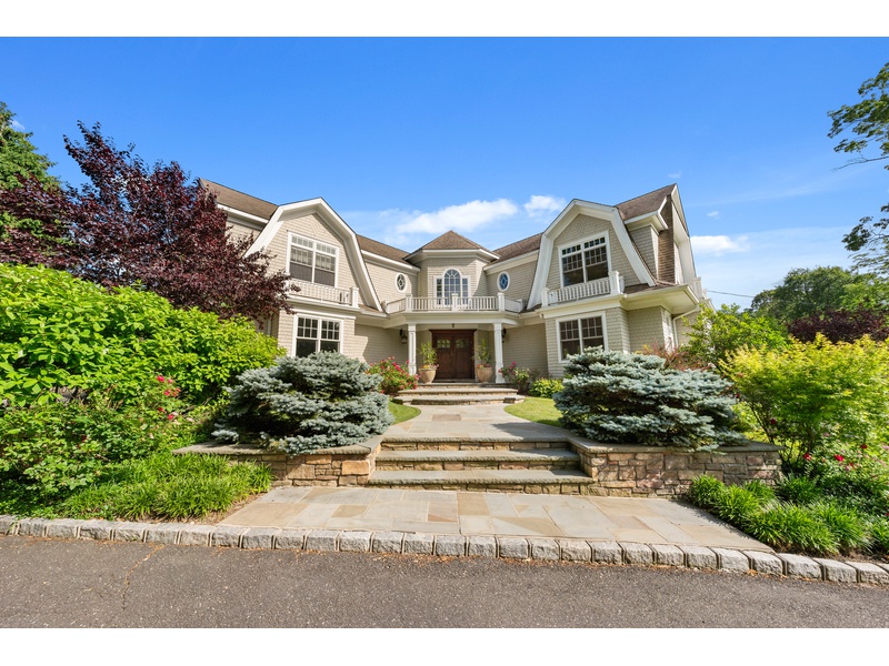 17 Meadow Glen, Fort Salonga, NY 11768, Fort Salonga, NY, 11768 5 BR