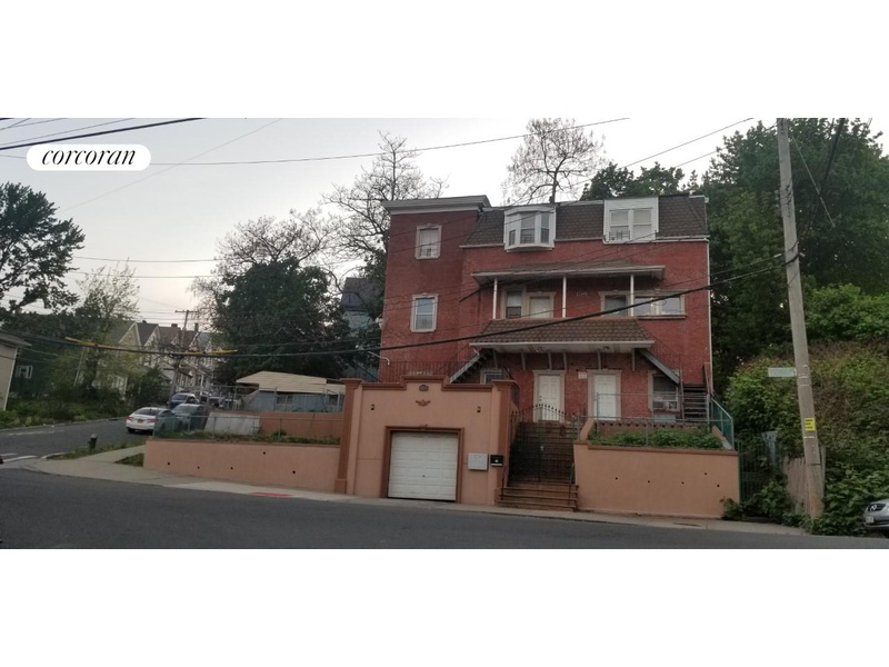 238 York Avenue, Staten Island, New York, 10301 10 BR for sale