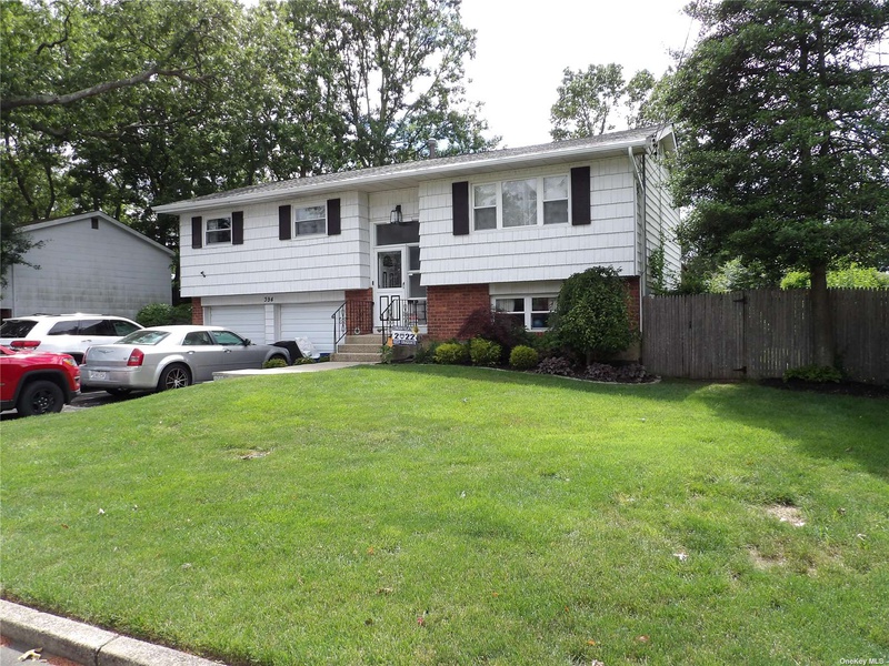 394 Saldane, North Babylon, New York, 11703 4 BR for sale