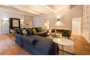 LUXURY APARTMENT AT THE DUOMO OF FLORENCE