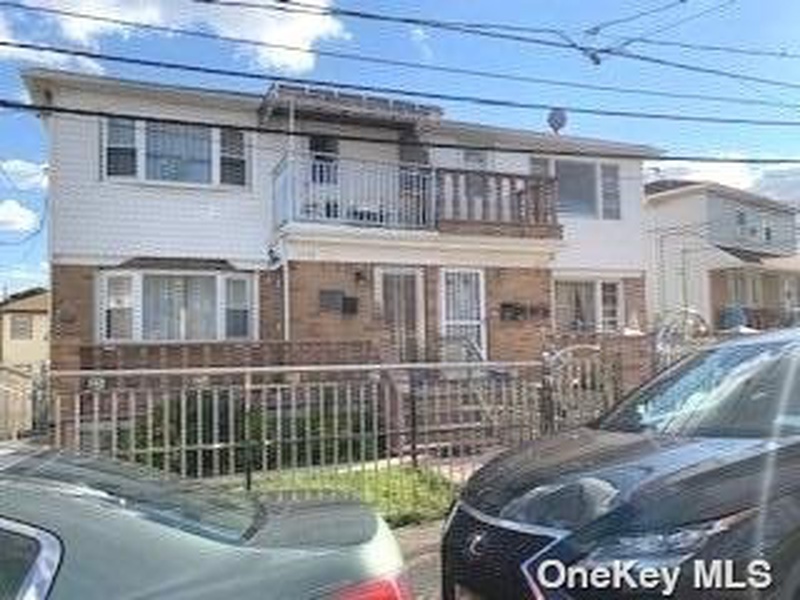 2335 Brookhaven Avenue, Far Rockaway, New York, 11691 6 BR for sale
