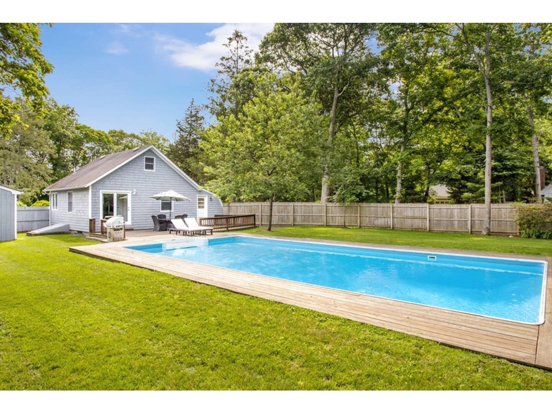 121 Windmill Ln, Amagansett, NY, 11930 4 BR for rent, singlefamily