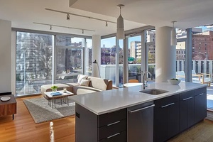 PRISTINE 2 BED/2 BATH IN DUMBO | FULL SERVICE LUXURY BUILDING