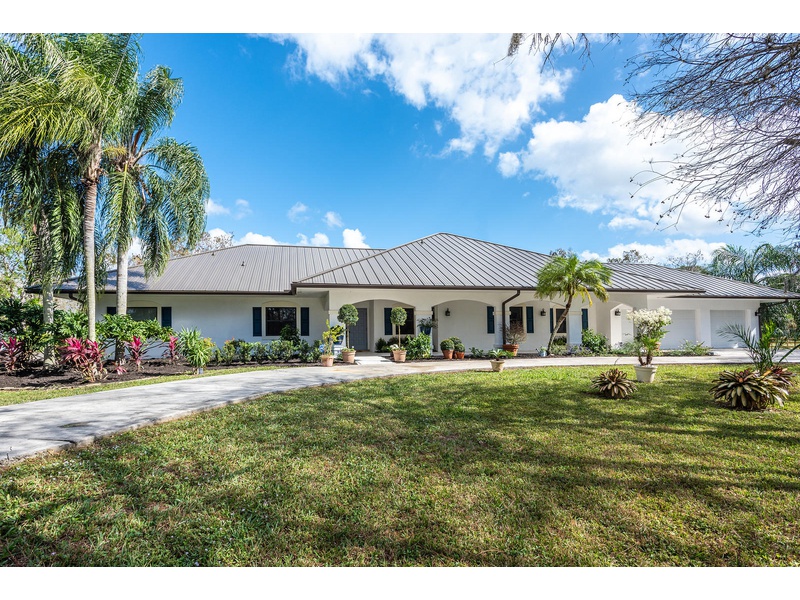 14902 Paddock Drive, Wellington, Florida, 33414 4 BR for rent, single