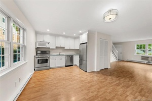 52 Lindstrom Rd, Stamford, CT 06902