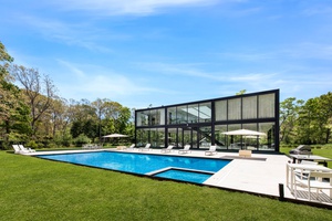 THE GLASS HOUSE