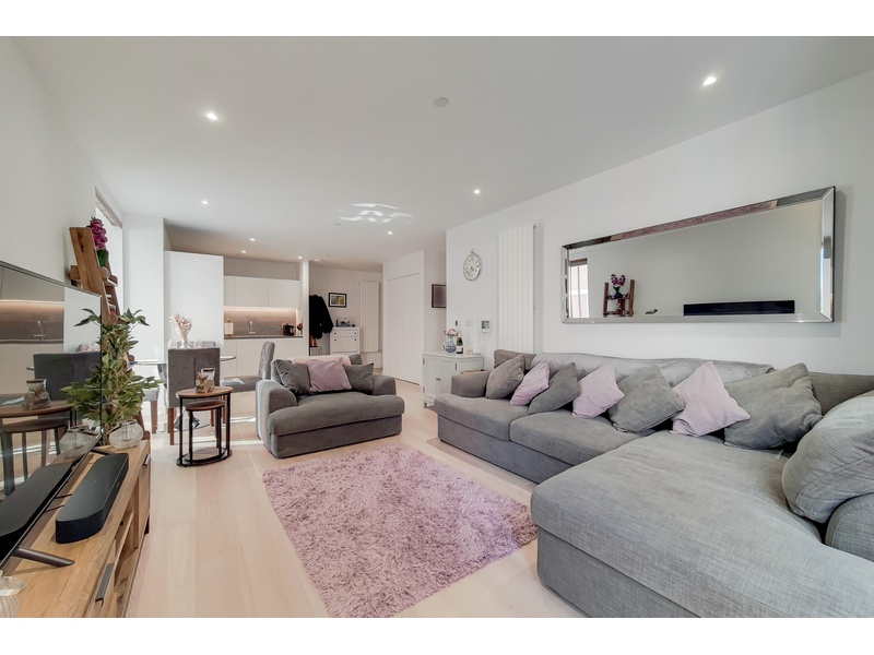 12 Cable St, London, Greater London, E16 2SX 1 BR for sale, Apartment