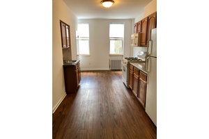 Amazing 1 Bedroom with Home Office on Trendy Franklin Street - Greenpoint Waterfront!!