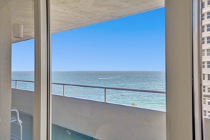 Beach Front Condo Unit in Lauderdale By the Sea