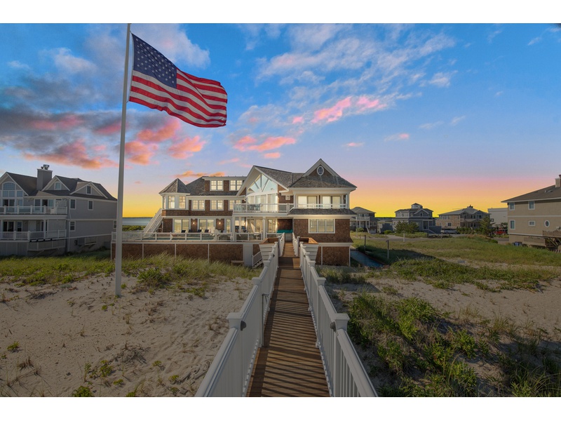 743 Dune Rd, Westhampton Beach, New York, 11978 7.5 BR for rent