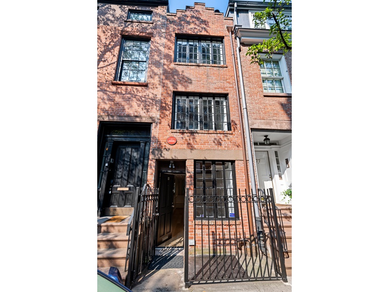 75 1/2 Bedford St, New York, NY, 10014 3 BR for sale, Townhouse sales Nest Seekers