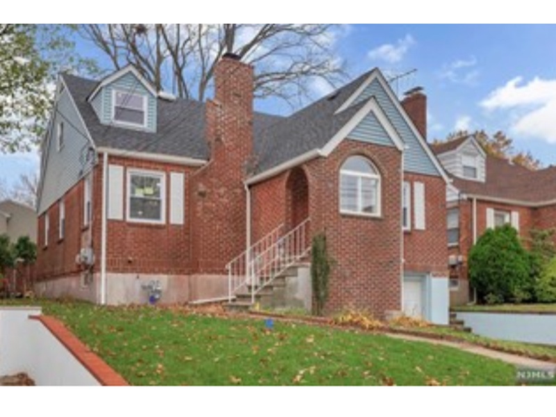 272 Whiteman St, Fort Lee, NJ, 07024 for sale, House sales Nest Seekers