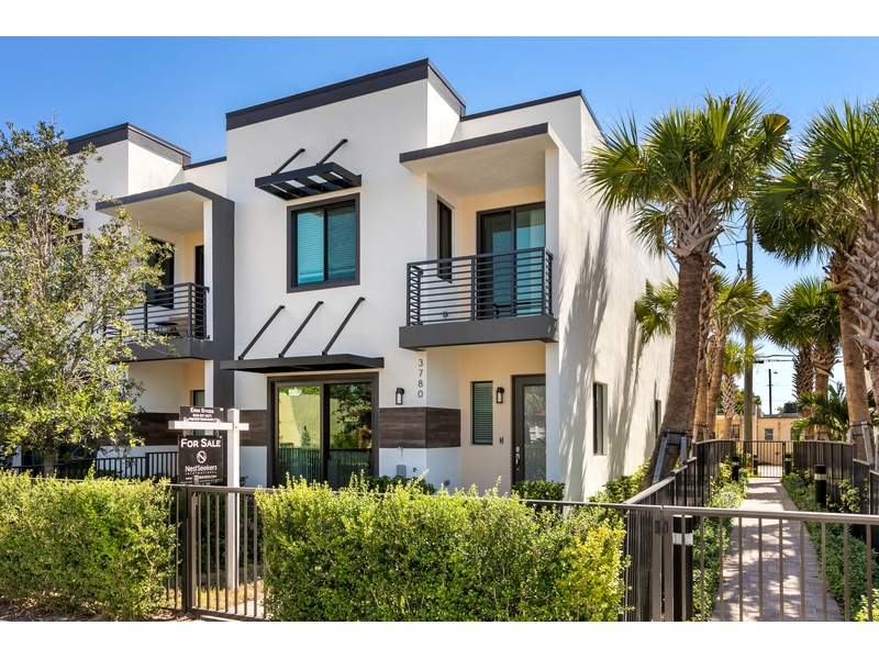 3780 Lambert Ave, West Palm Beach, FL, 33405 3 BR for sale, Townhouse