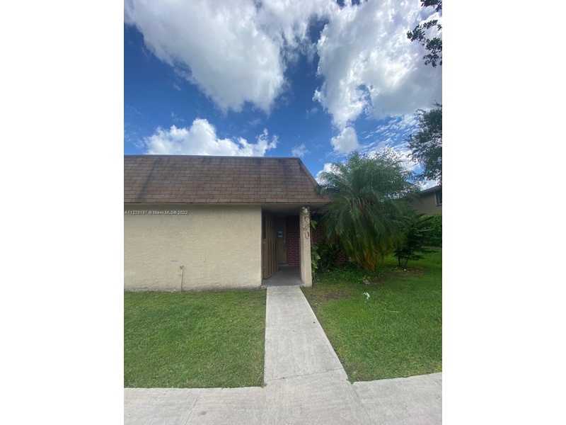 7310 SW 8th Ct, North Lauderdale, FL, 33068 2 BR for sale