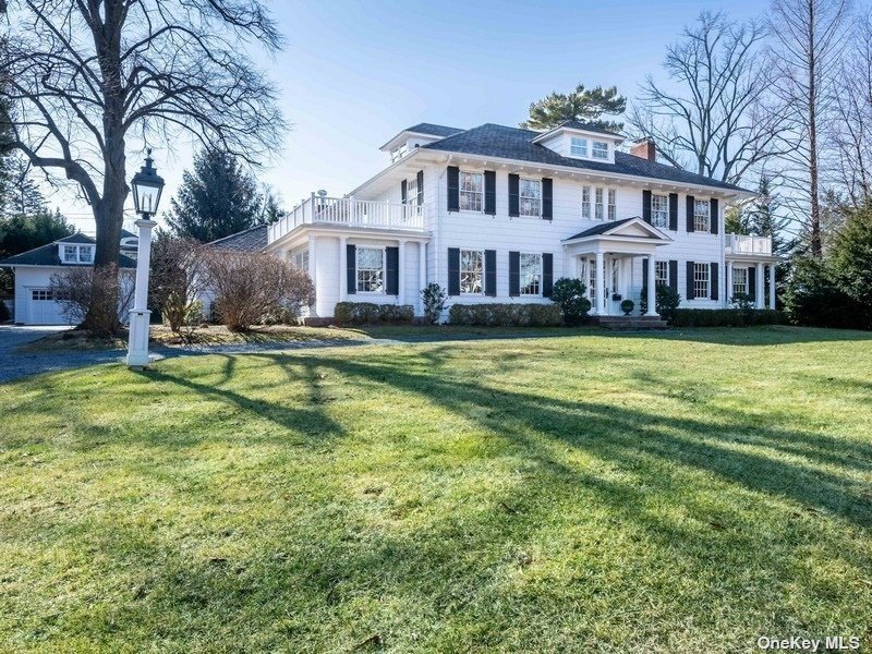 12 Westgate Boulevard, Manhasset, NY, 11030 6 BR for sale