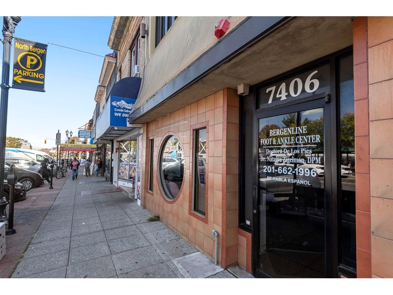 7406 BERGENLINE AVE, North Bergen, NJ, 07047 for rent, Commercial