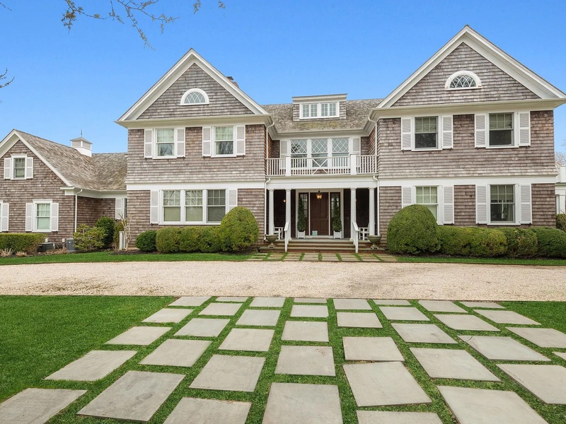 43 Lee Ave, Southampton, NY, 11968 4 BR for rent, singlefamily