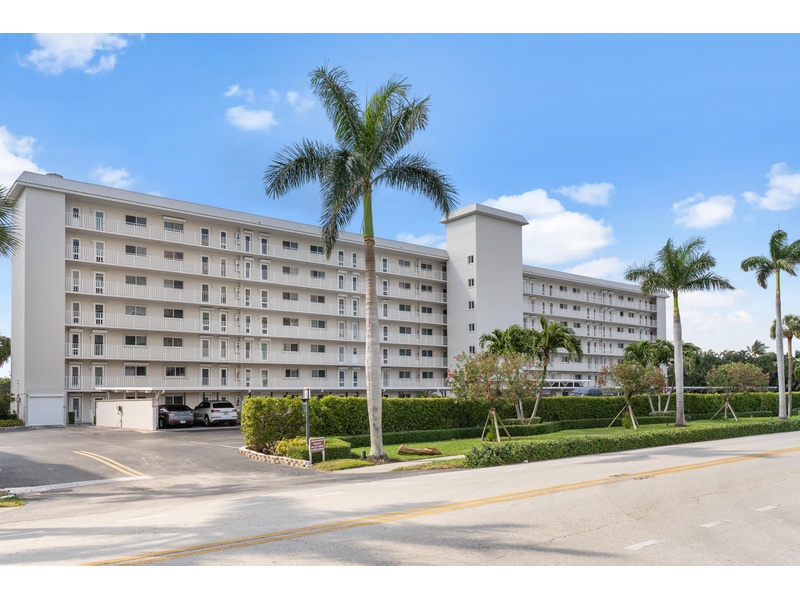 3100 S Ocean Boulevard, Highland Beach, FL, 33487 2 BR for rent