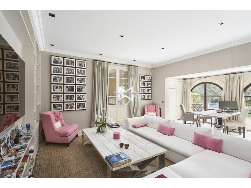 Undisclosed address, Cannes, AlpesMaritimes, 06400 5 BR for rent