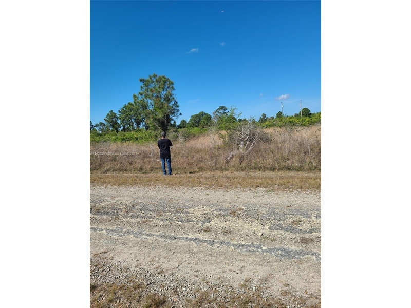 762 Burke, Other City In The State Of Florida, FL, 33974 for sale