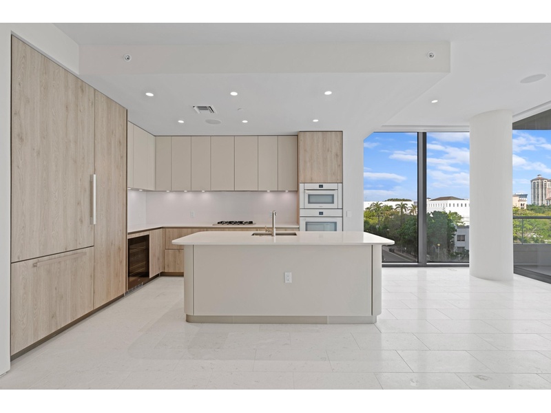 200 Arkona Court 401, West Palm Beach, FL, 33401 Nest Seekers Nest