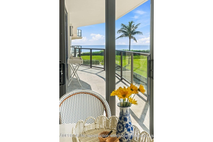 Breakfast Room view