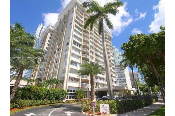 Large Balcony overlooking Brickell Condos on Brickell Avenue , FOUR SEASON hotel pool , landscaping and beautiful SUNSETS!!!
