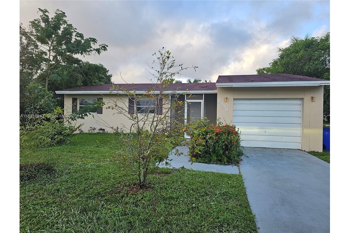 Virtual Staging of the living room and dining area