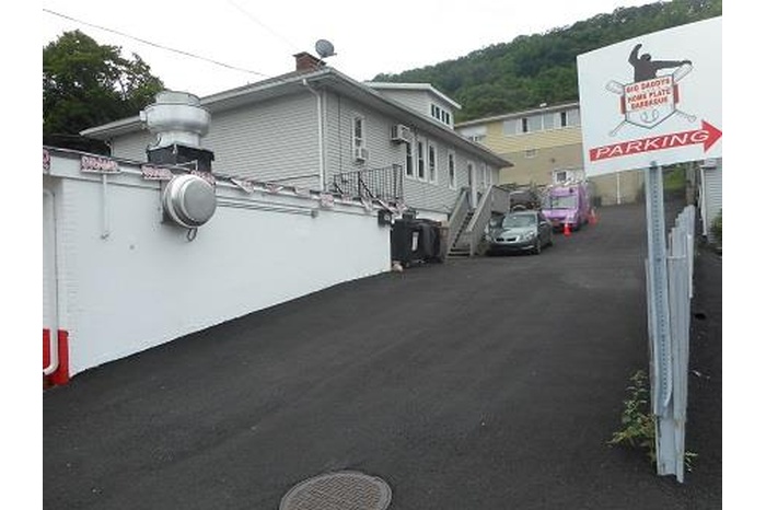 View of side of home