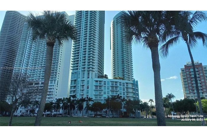 QUANTUM NORTH AND SOUTH TOWER