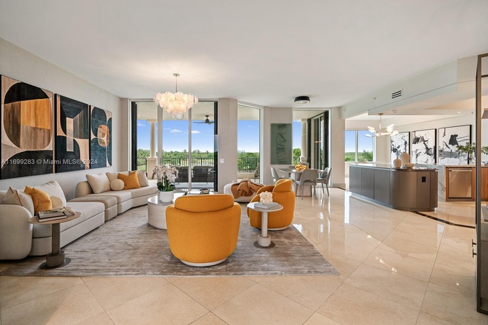 13621 Deering Bay Drive #503 Living room