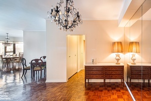 Gracious 1 Bedroom, 1. 5 Bath Home at The Sovereign Elegant Scale and Light Filled Living This oversized, sun filled one bedroom, one and a half bath residence offers approximately ...