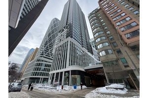 Brand New Unit at Artists Alley, where urban sophistication meets unparalleled convenience !