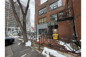 Retail Office Unit facing Sterling Road.
