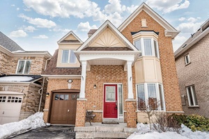 Welcome To This Stunning Detached Home Featuring A Finished Walkout Basement !