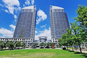 Stylish 2 Bedroom 2 Baths Corner Unit W Gorgeous Panoramic amp ; Unobstructed Views.