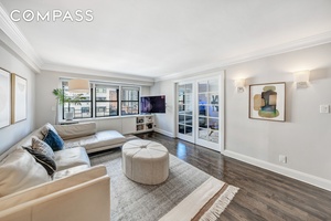 The residence at 411 East 57th Street, 11AB, is a beautifully renovated three bedroom, three bathroom home with exceptional features and abundant light.