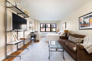 Beautiful light filled large studio waiting for your personal touch.