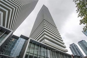 Gorgeous Casa 3 Studio Unit, Prime Location, Walking Distance To Subway And Shopping, U Of T, Fully Equipped Gym, Rooftop Lounge And Outdoor Pool