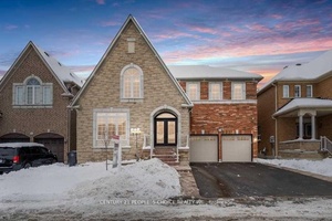 Fully renovated house in a prime location of Brampton.