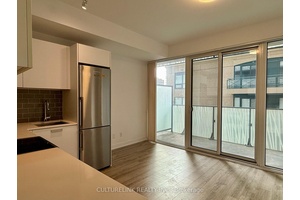 Modern Studio Unit With Practical Layout, Located Near Yonge amp ; Bloor.
