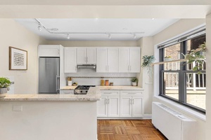 Your little secret. Step into this bright, smartly designed studio and leave the city behind.