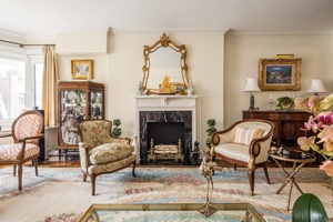 High floor elegant Fifth Avenue home along Museum Mile located directly across the street from The Metropolitan Museum of Art and Central Park.