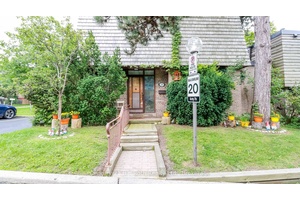 Imagine Your Self as an Owner of this Beautiful Home 3 bedroom 3 bath end unit, nestled in a peaceful, private ravine setting in the heart of Etobicoke.